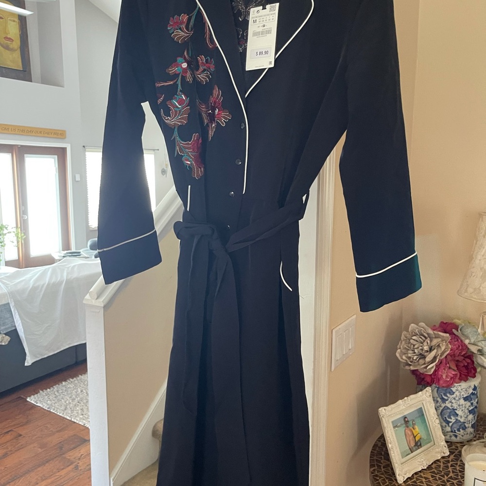 Zara jumpsuit embroidered floral black silk size m